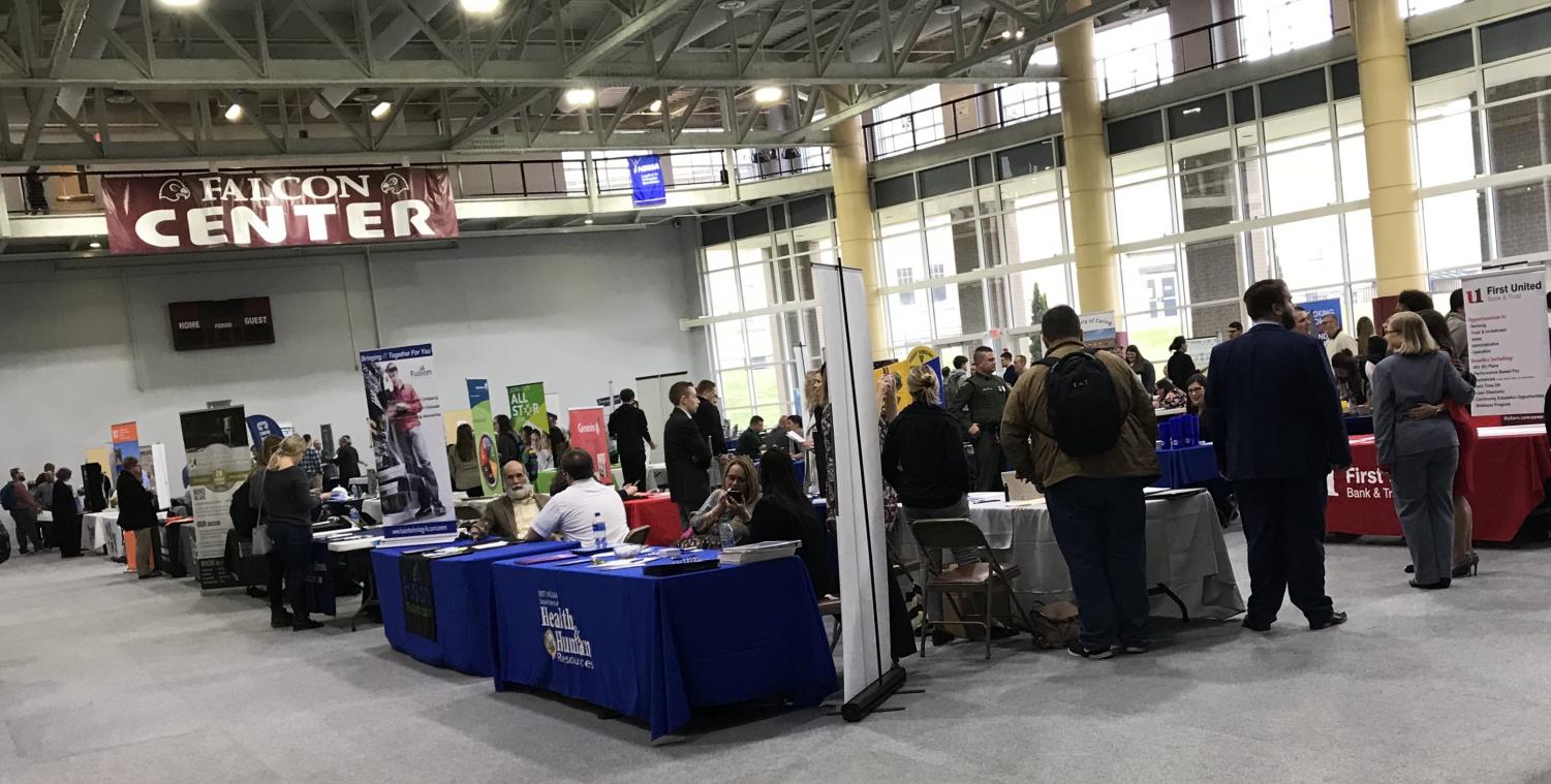 Career Fair Fosters Opportunities – The Columns