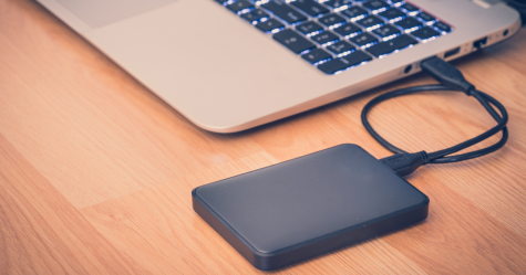 Why College Students Should Invest in An External Storage Drive. 